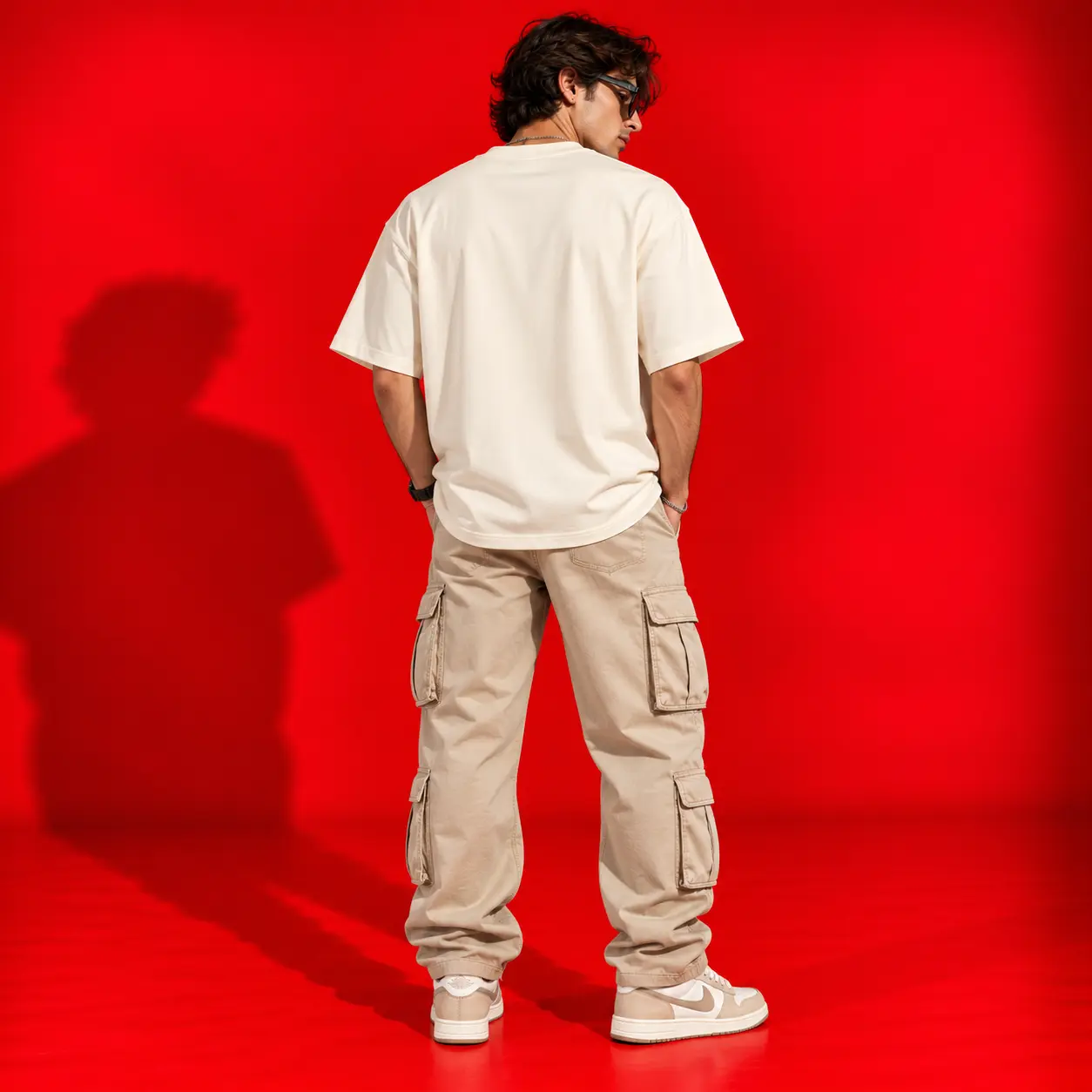 BAD Influencer Oversized Off-White Graphic T-Shirt – Streetwear