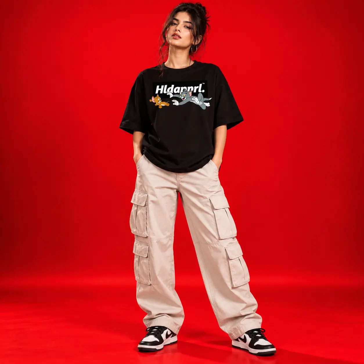 Hldapnrl. Black Oversized Cartoon Graphic T-Shirt
