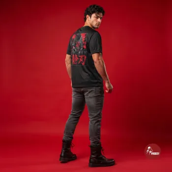Escape The Ordinary Black Graphic T-Shirt Anime Cyberpunk Streetwear Tee with Back Print